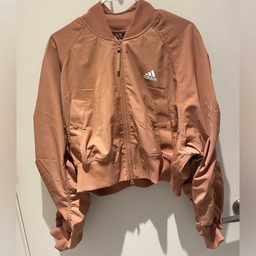 ⭐️Adidas Bomber Jacket⭐️